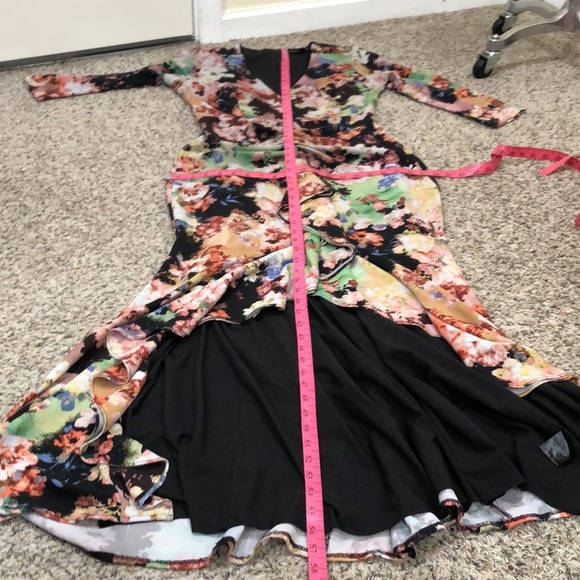 Badgley Mischka Gown Size 8 Black Floral Ruffle Formal Maxi Dress - Picture 12 of 13